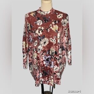 Peach love cold shoulder velvet top size small.